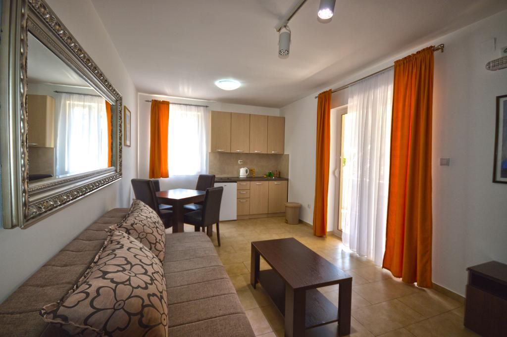 Apartmani Kovacevic โกตอร์ ภายนอก รูปภาพ