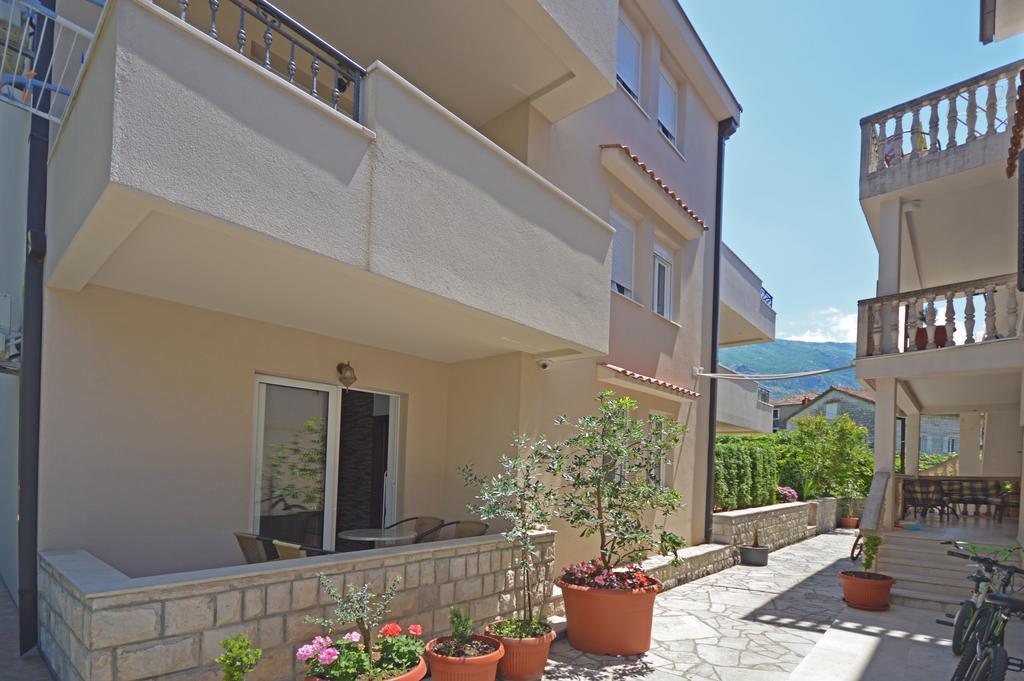 Apartmani Kovacevic โกตอร์ ภายนอก รูปภาพ
